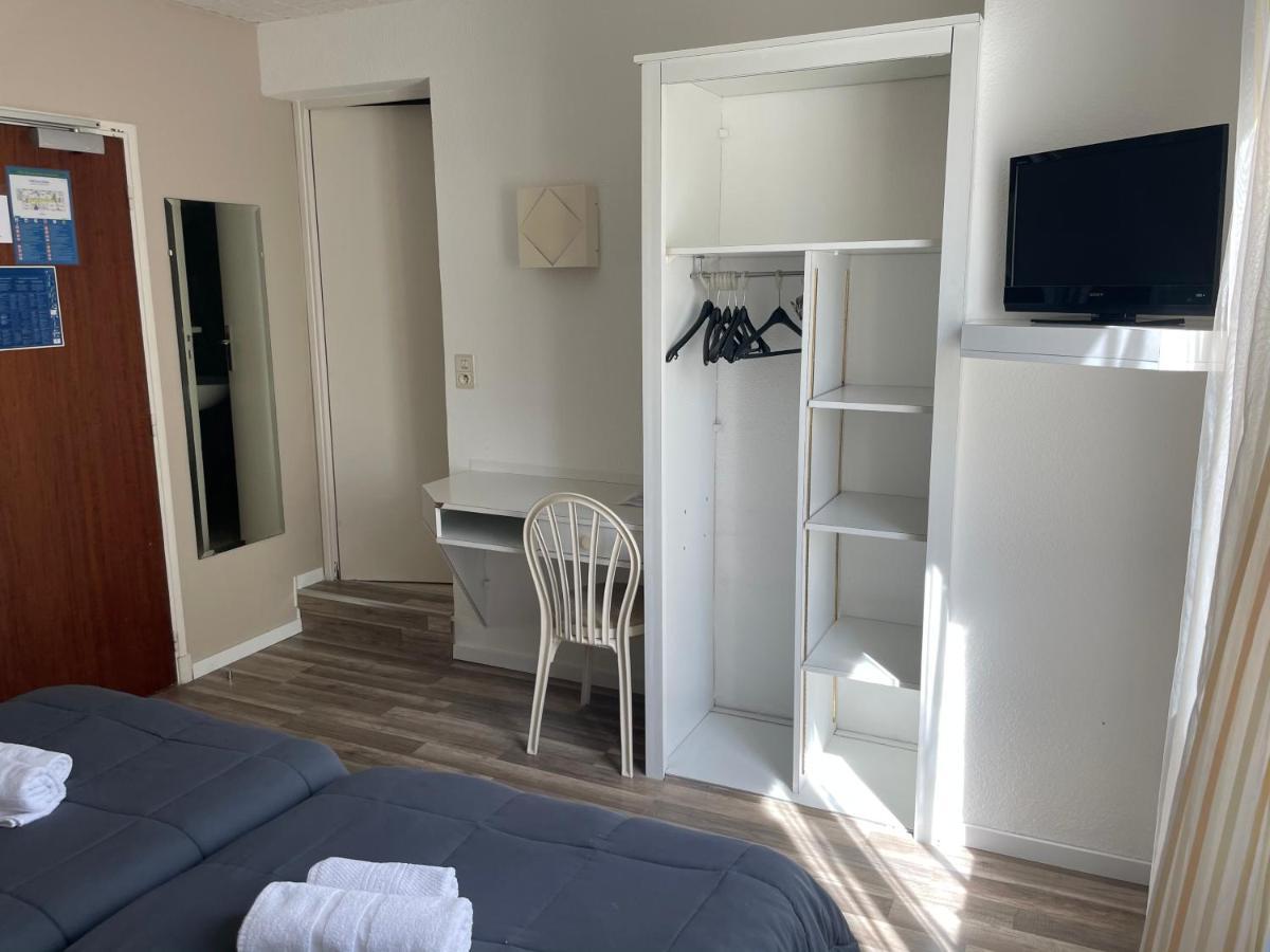 Hotel Les Chenes سيسترون المظهر الخارجي الصورة