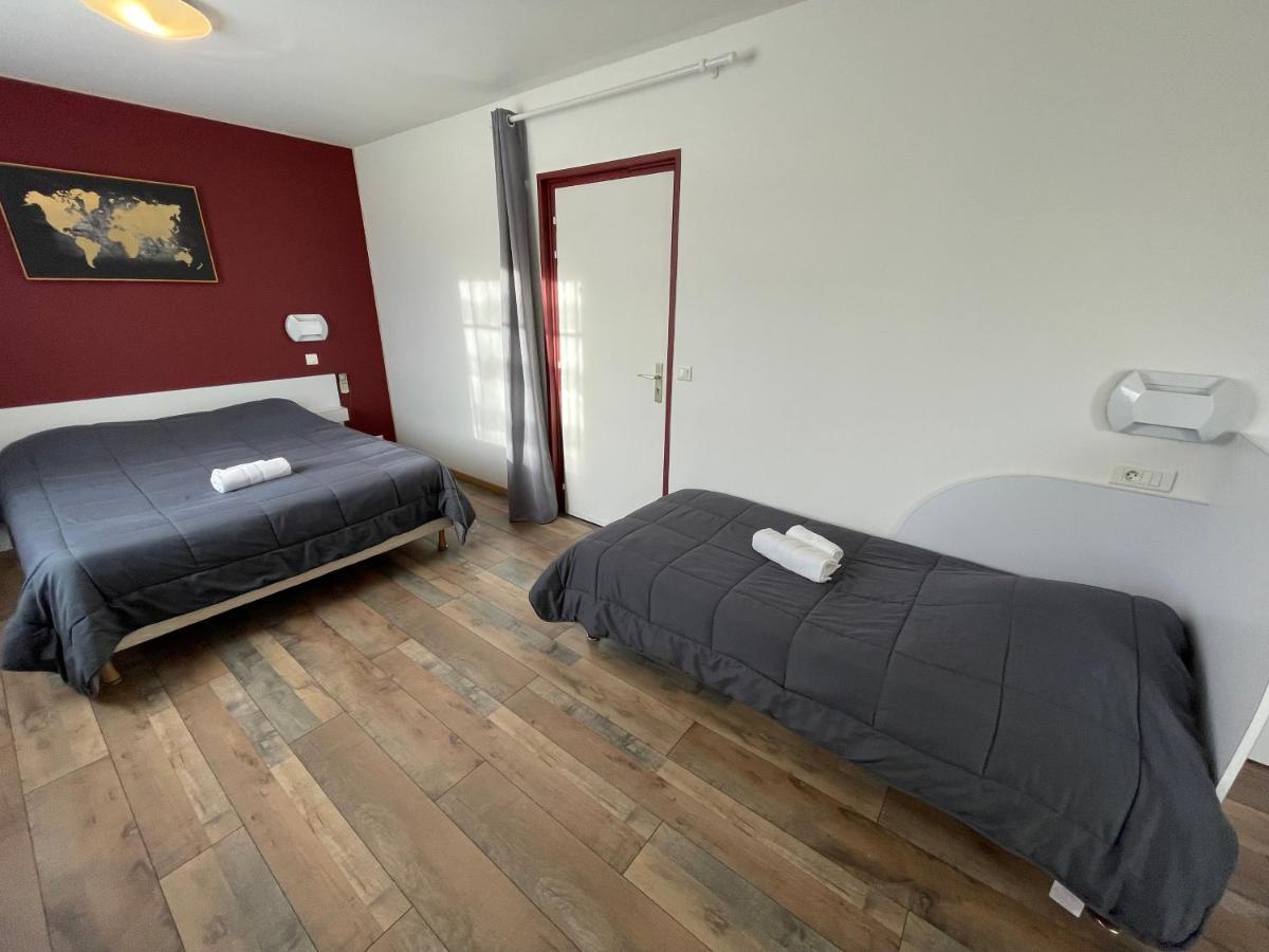 Hotel Les Chenes سيسترون المظهر الخارجي الصورة