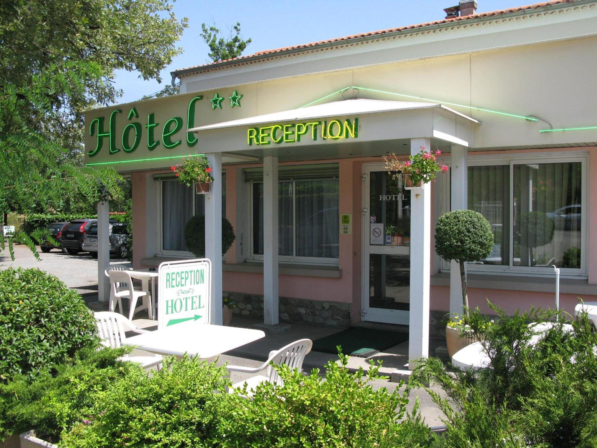 Hotel Les Chenes سيسترون المظهر الخارجي الصورة